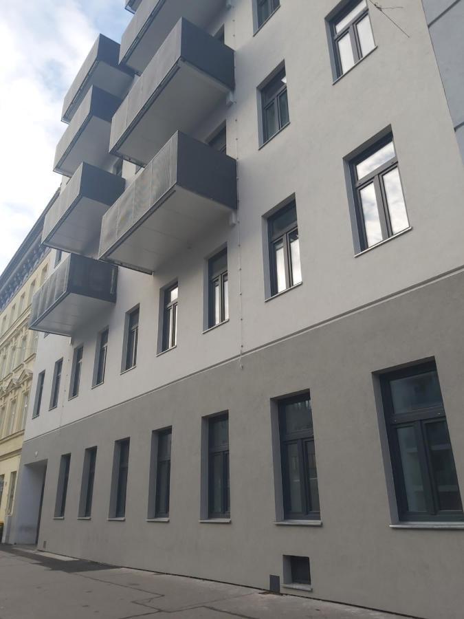 Angelika * Wien